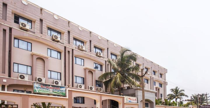 Hotel Nayak 3*